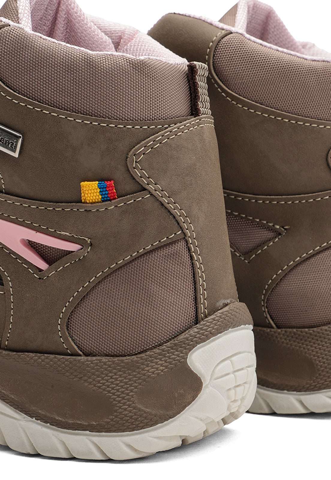 Bota Outdoor Mujer Arena tellenzi Mojave