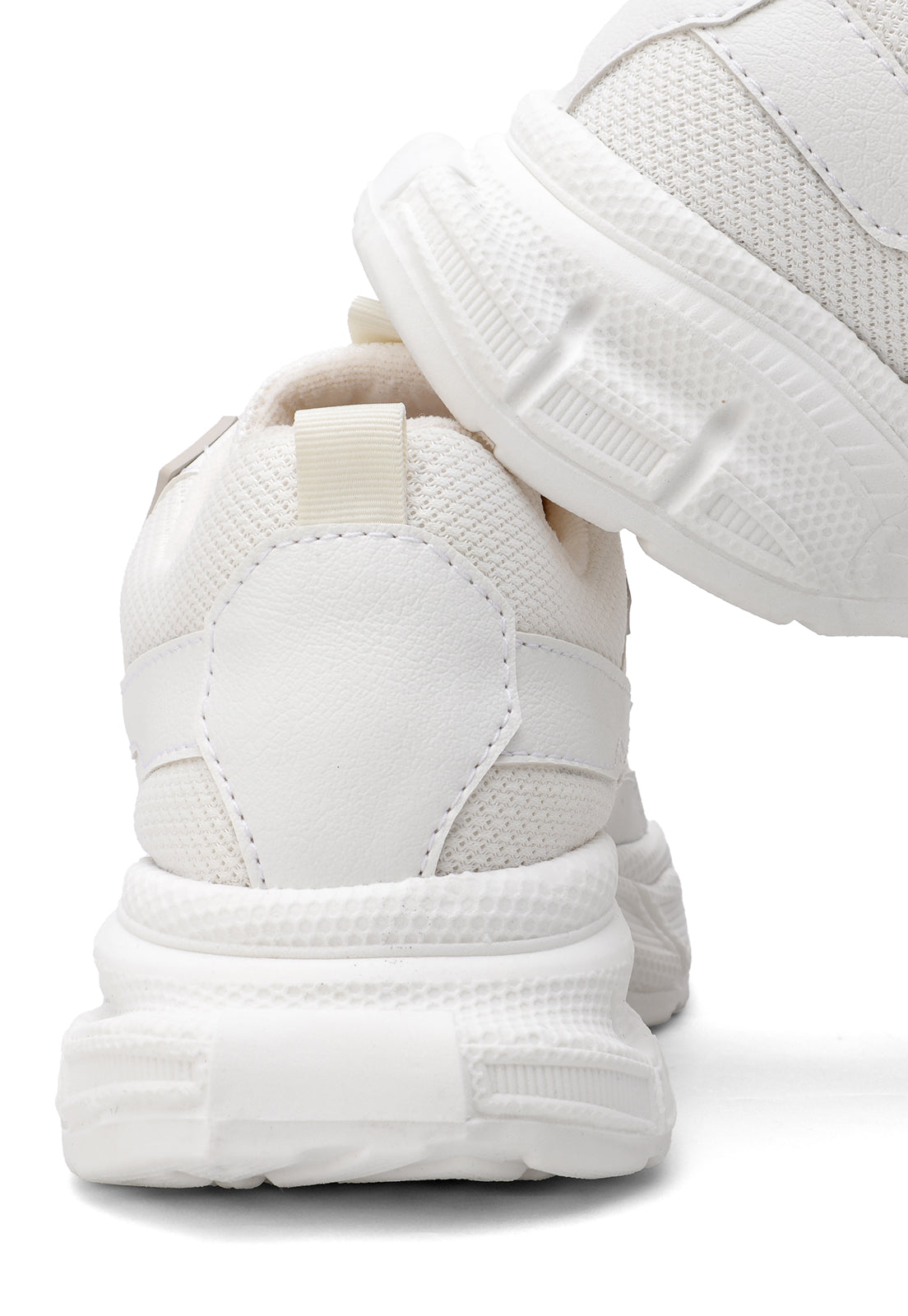 Tenis Mujer Marfil Tellenzi 546